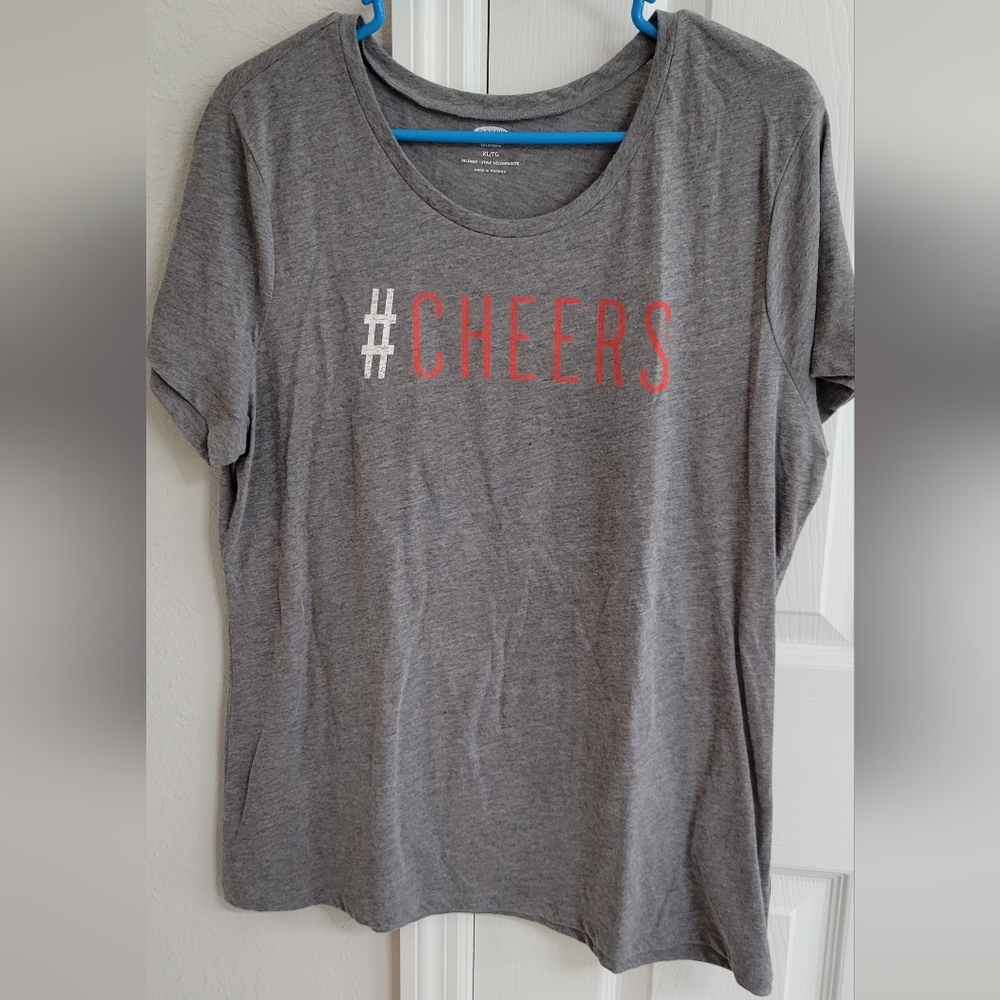 Women's Old Navy Graphic T-Shirt